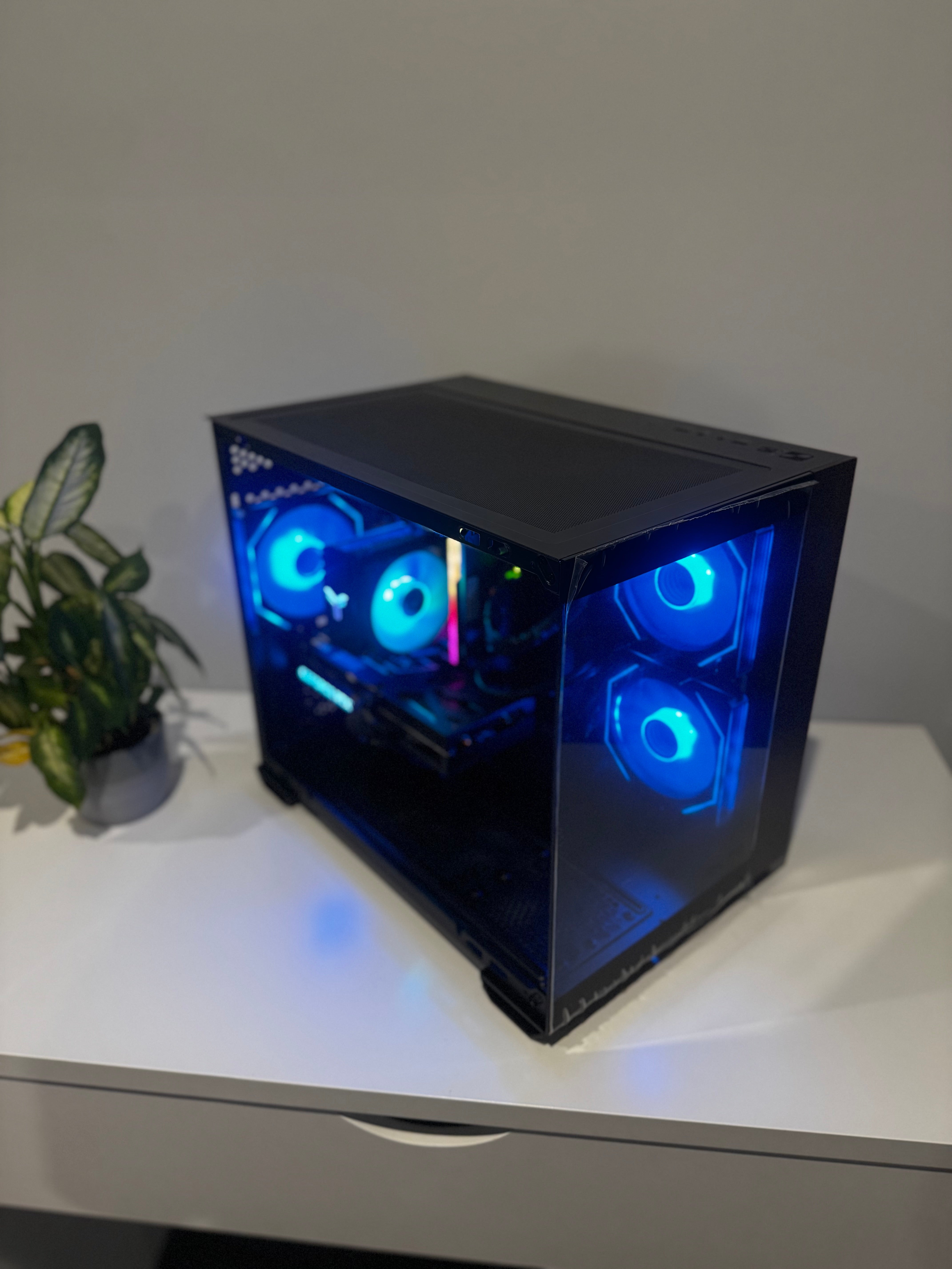 4060 ti 8gb | i5 12400f | 32gb ram | 500gb | Win 11