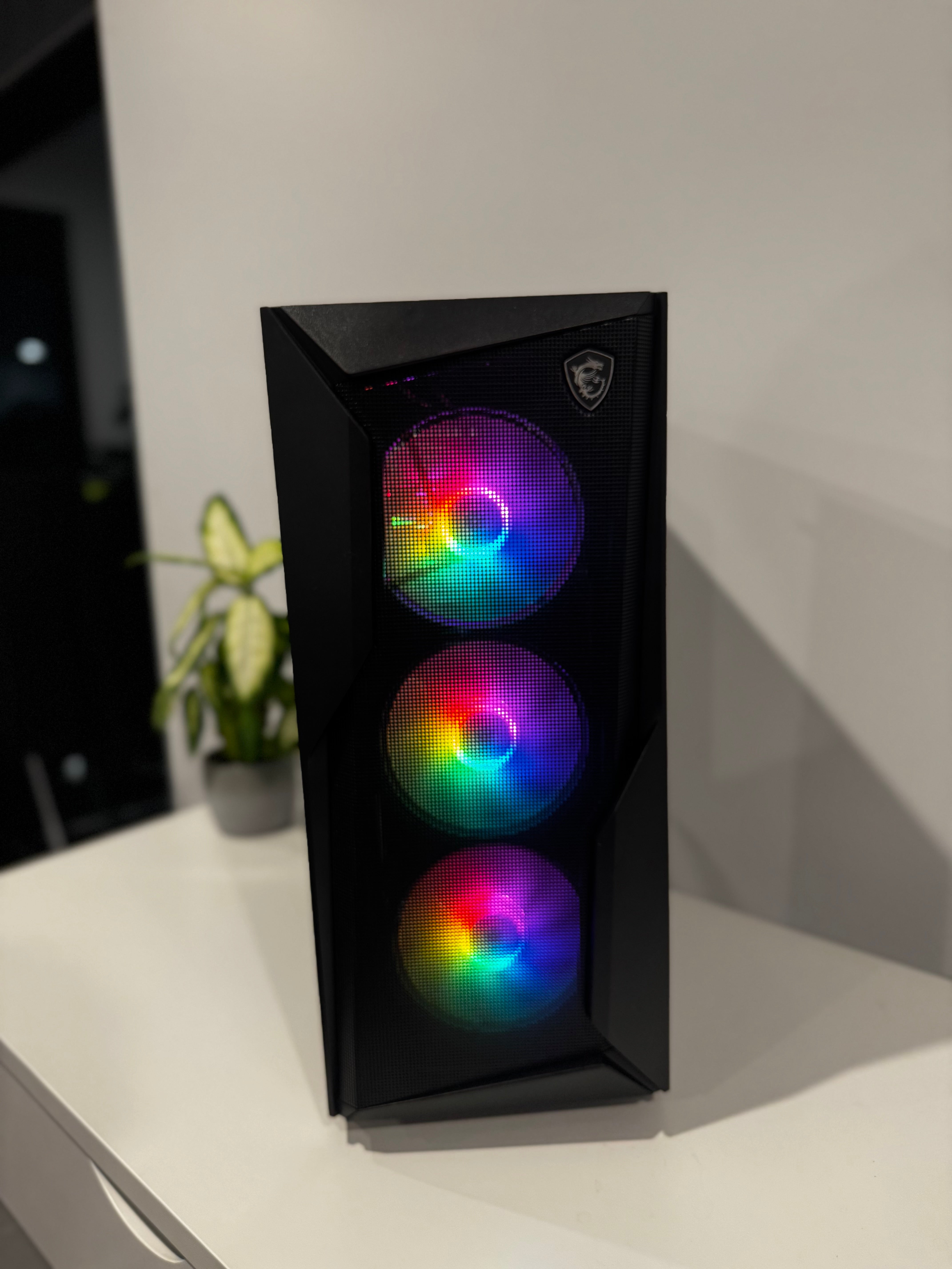 4060 8gb | i5 11500 | 16gb ram | 500gb | Win 11