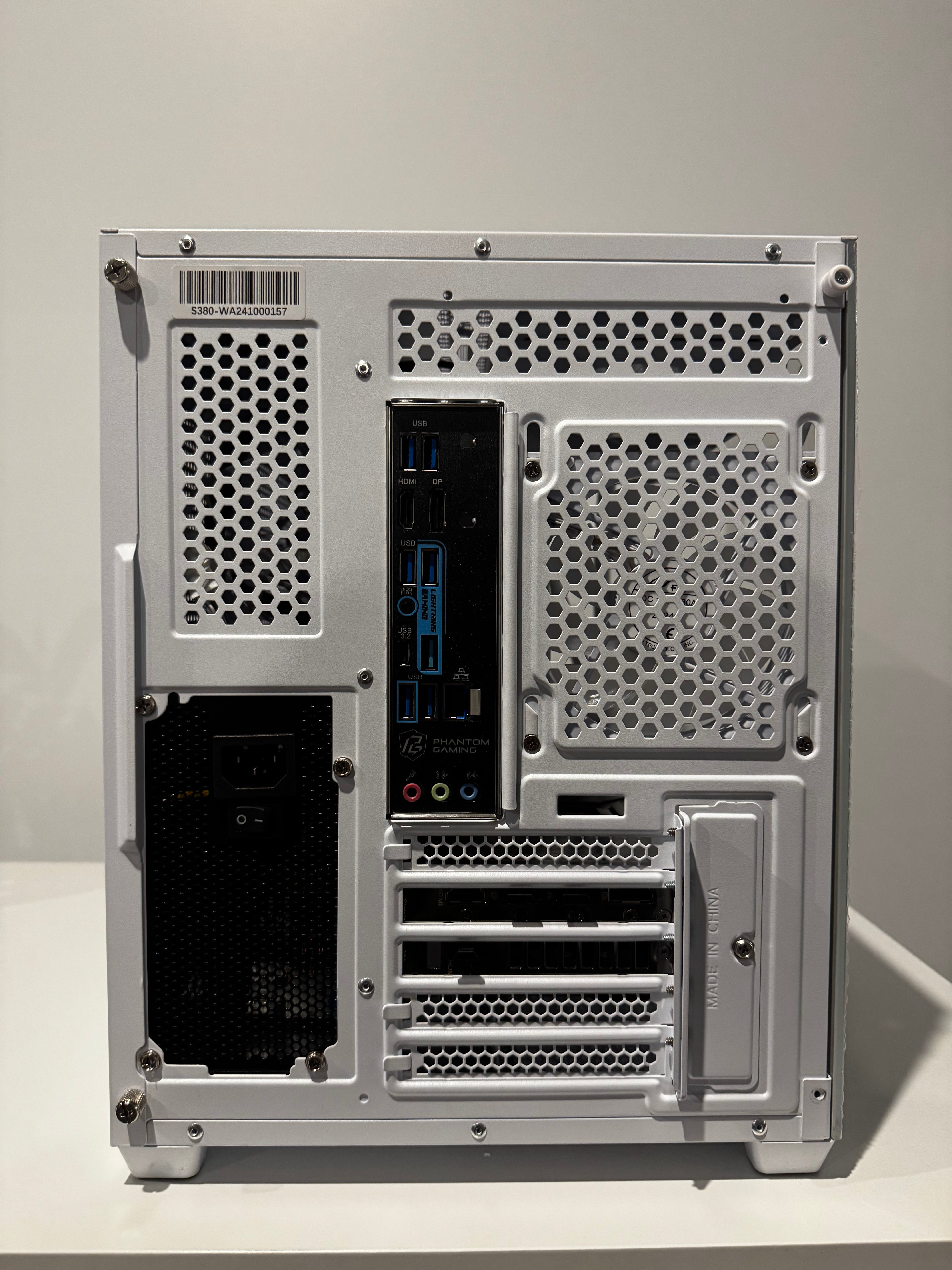 3090 24gb | i5 14600kf | 32gb ddr5 | 1tb | win 11