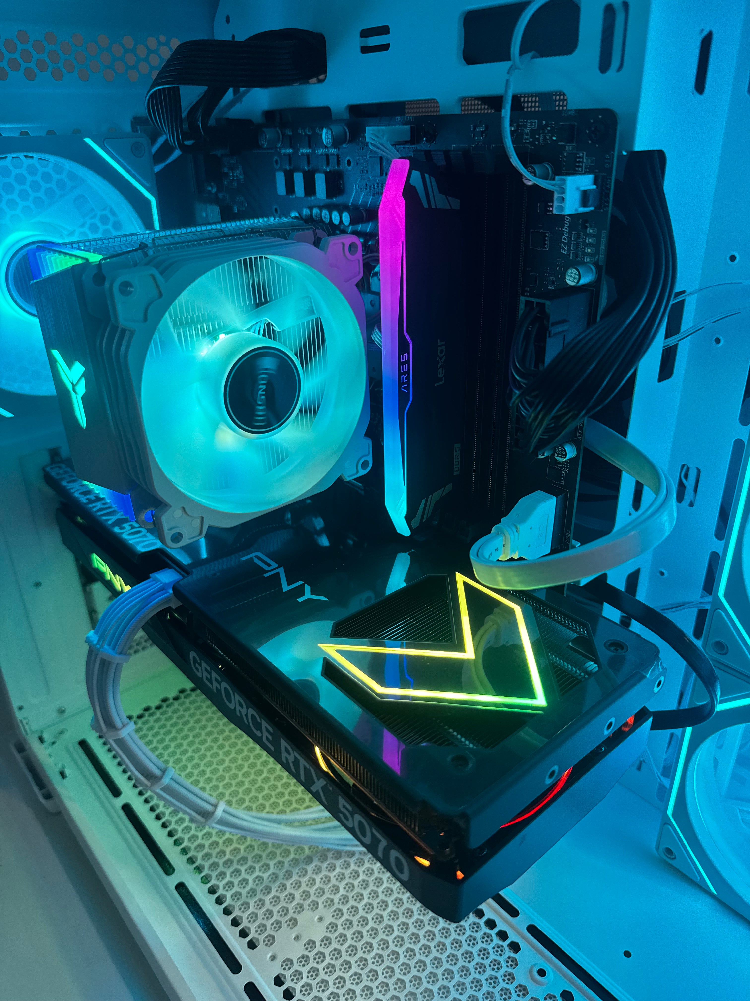 5070 12GB | i5 14600kf | 16gb ddr5 | 1tb | Win 11