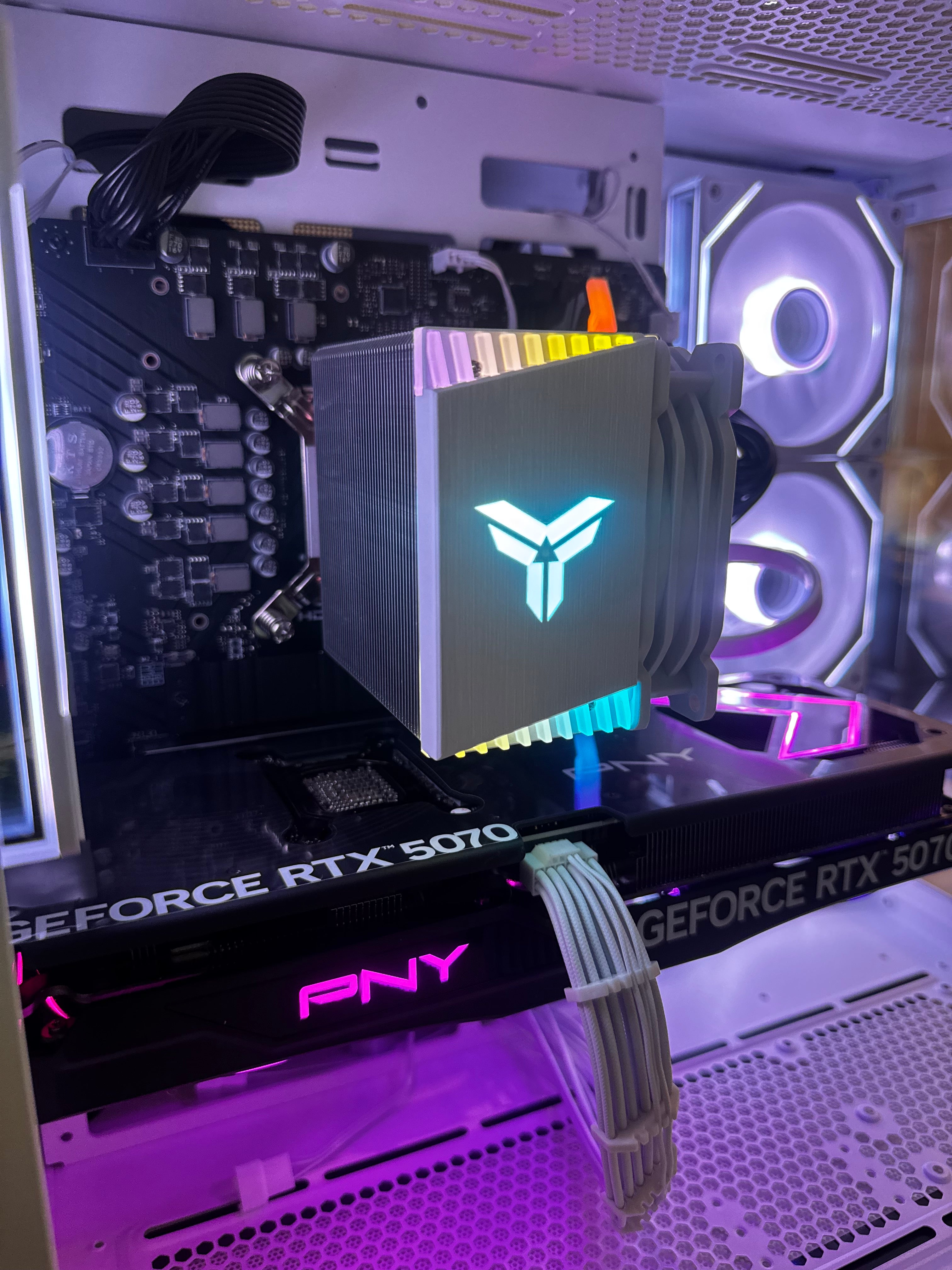 5070 12GB | i5 14600kf | 16gb ddr5 | 1tb | Win 11